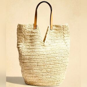 Banana Republic straw tote bag